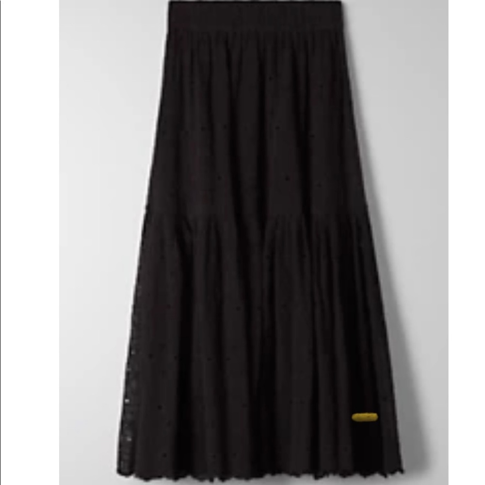Aritzia Wilfred Morning Star Black Skirt